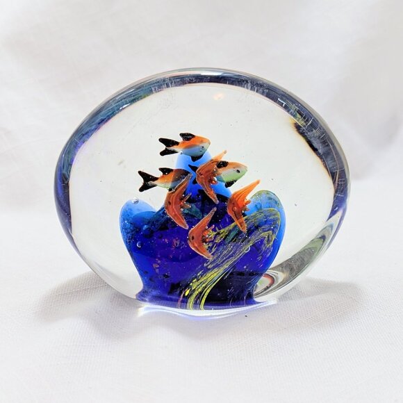 Murano? Style Glass Aquatic Fish Ocean Paperweight Sculpture Figurine - Picture 1 of 9